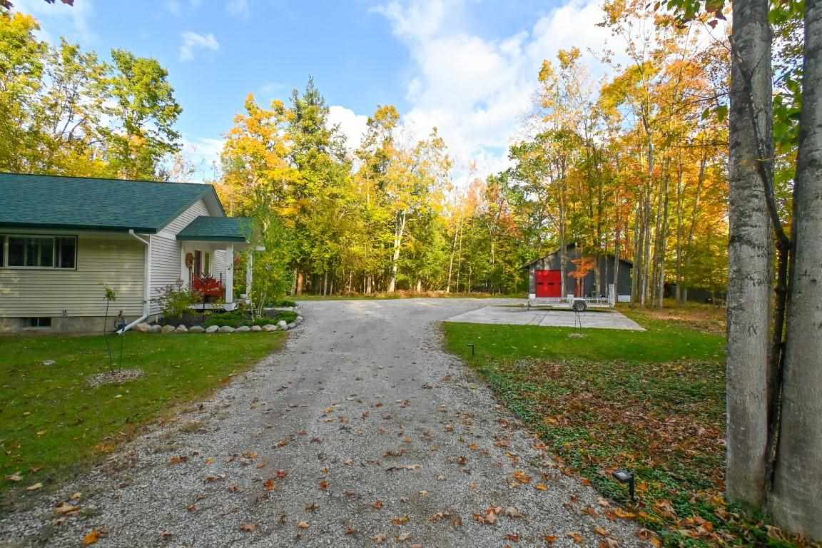 5441 Valley Road Alanson MI 49706
