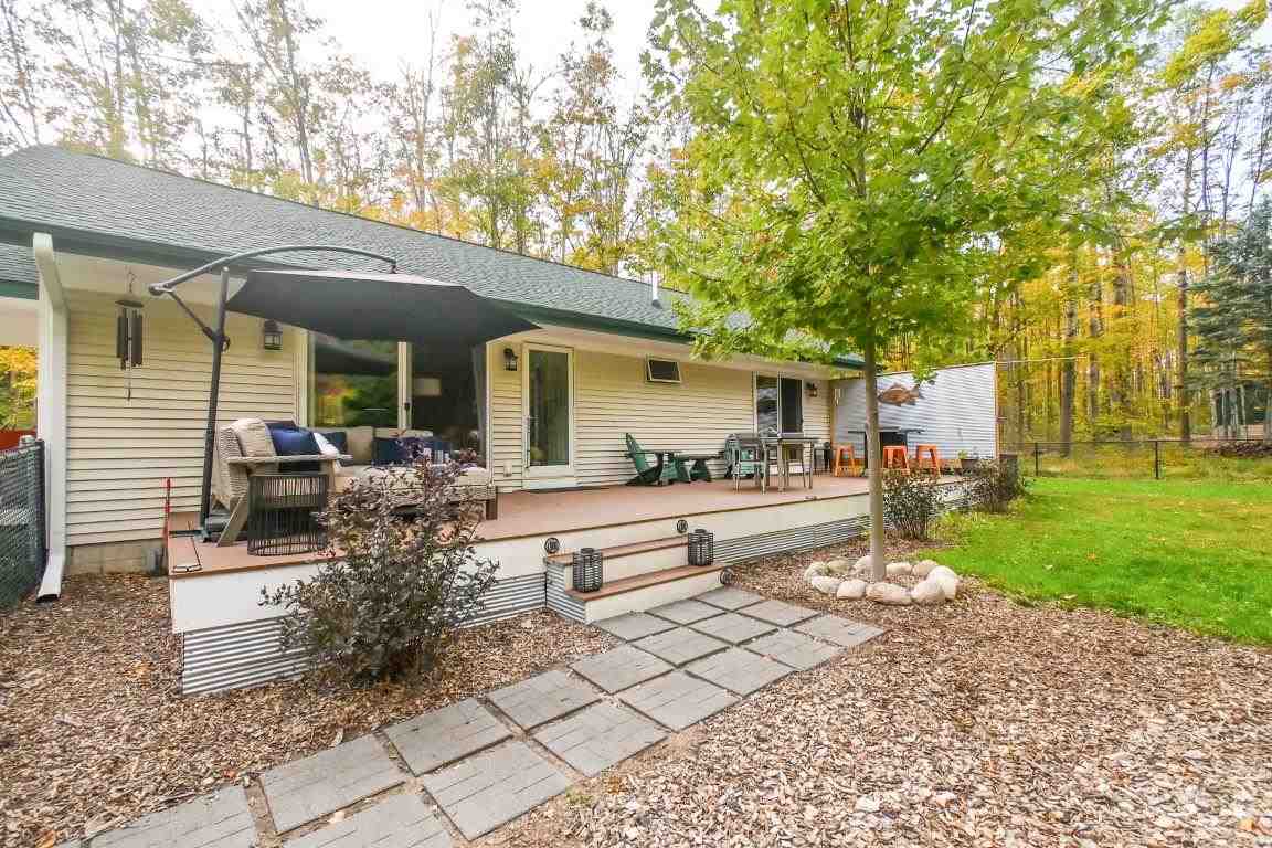 5441 Valley Road Alanson MI 49706