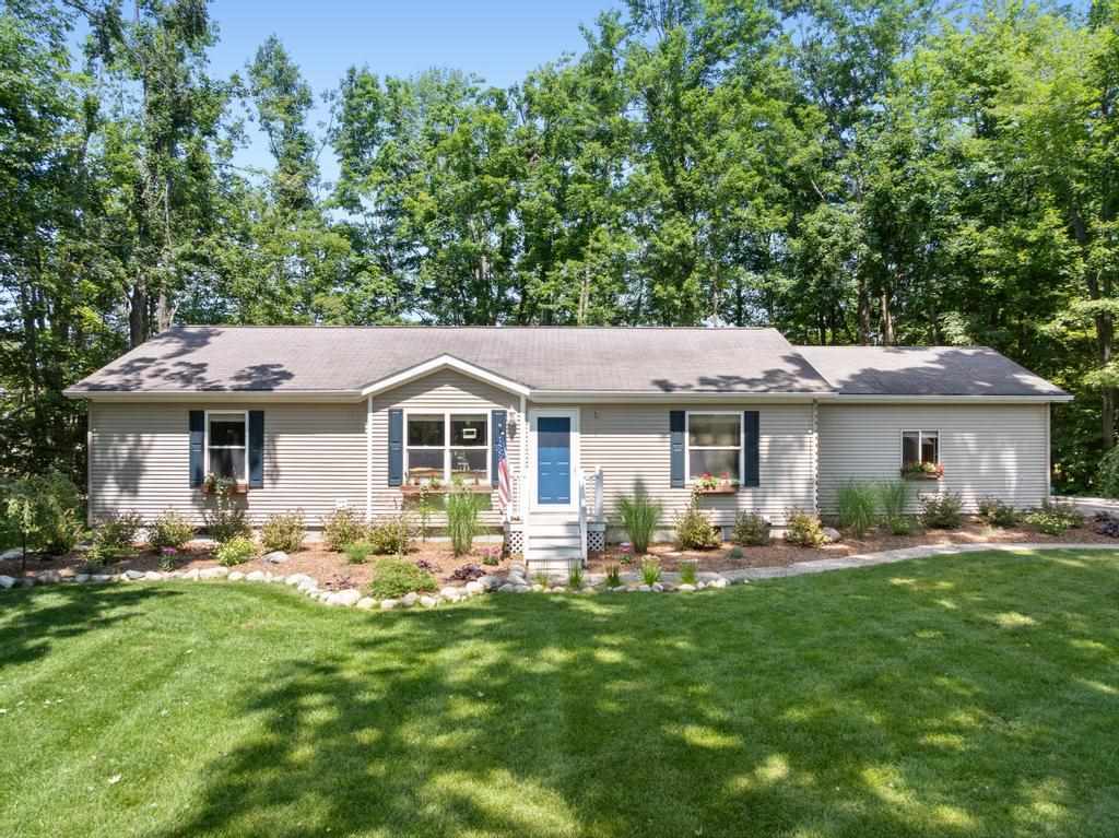 5295 Old Stagecoach Drive Alanson MI 49706