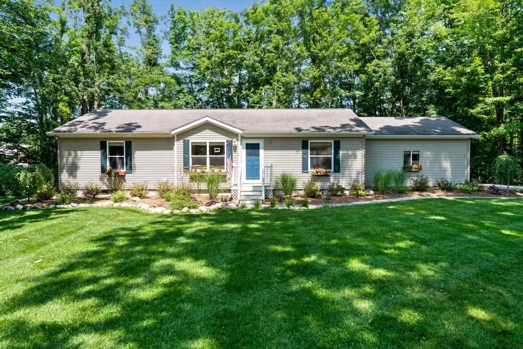 5295 Old Stagecoach Drive Alanson MI 49706