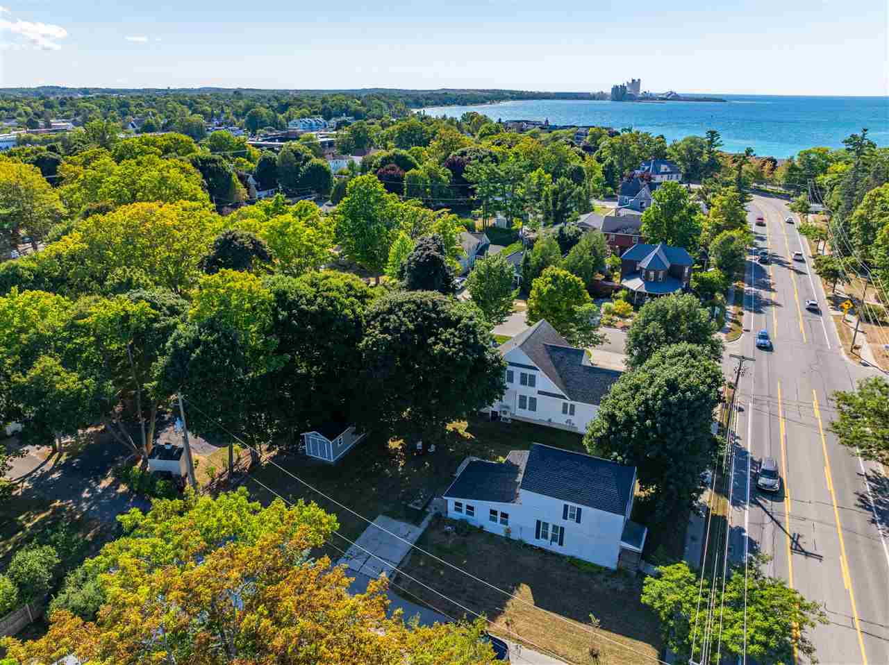 204 Petoskey Charlevoix MI 49720-1419