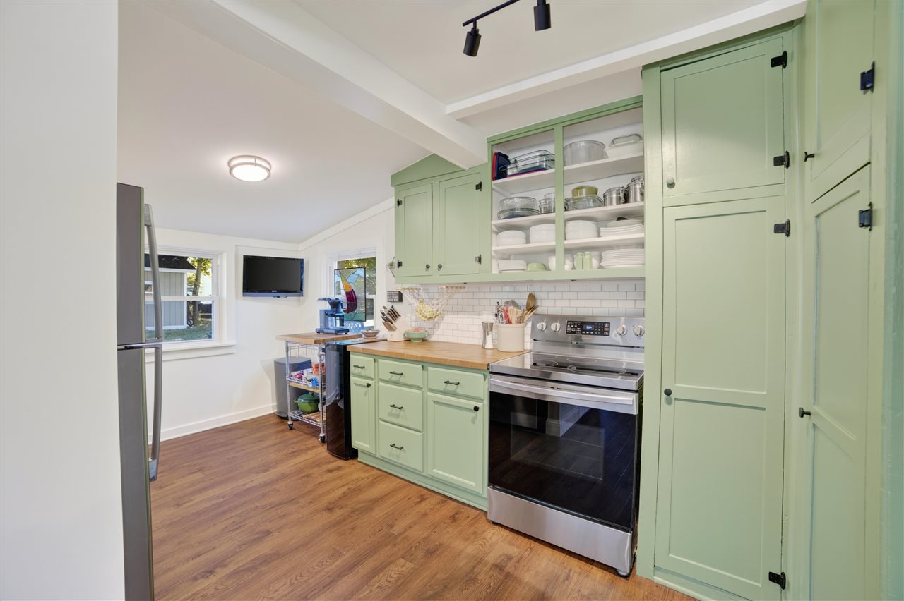 204 Petoskey Charlevoix MI 49720-1419