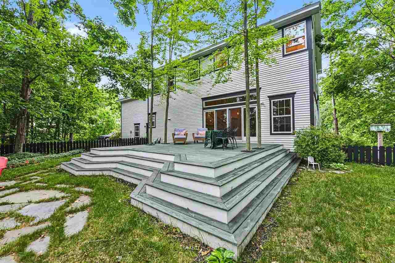 1035 Autumn Lane Petoskey MI 49770