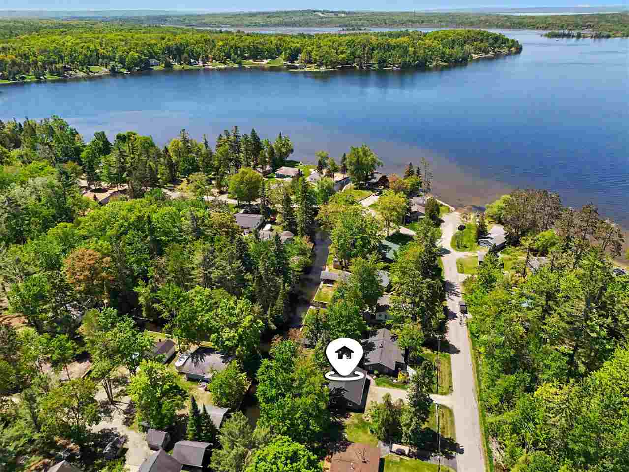 3327 Lynn Drive Indian River MI 49749