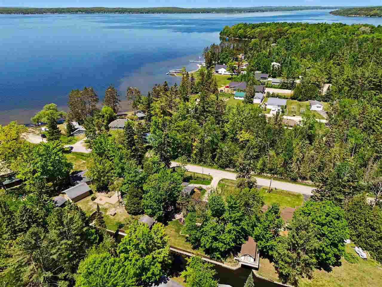 3327 Lynn Drive Indian River MI 49749
