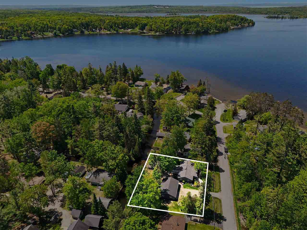 3327 Lynn Drive Indian River MI 49749
