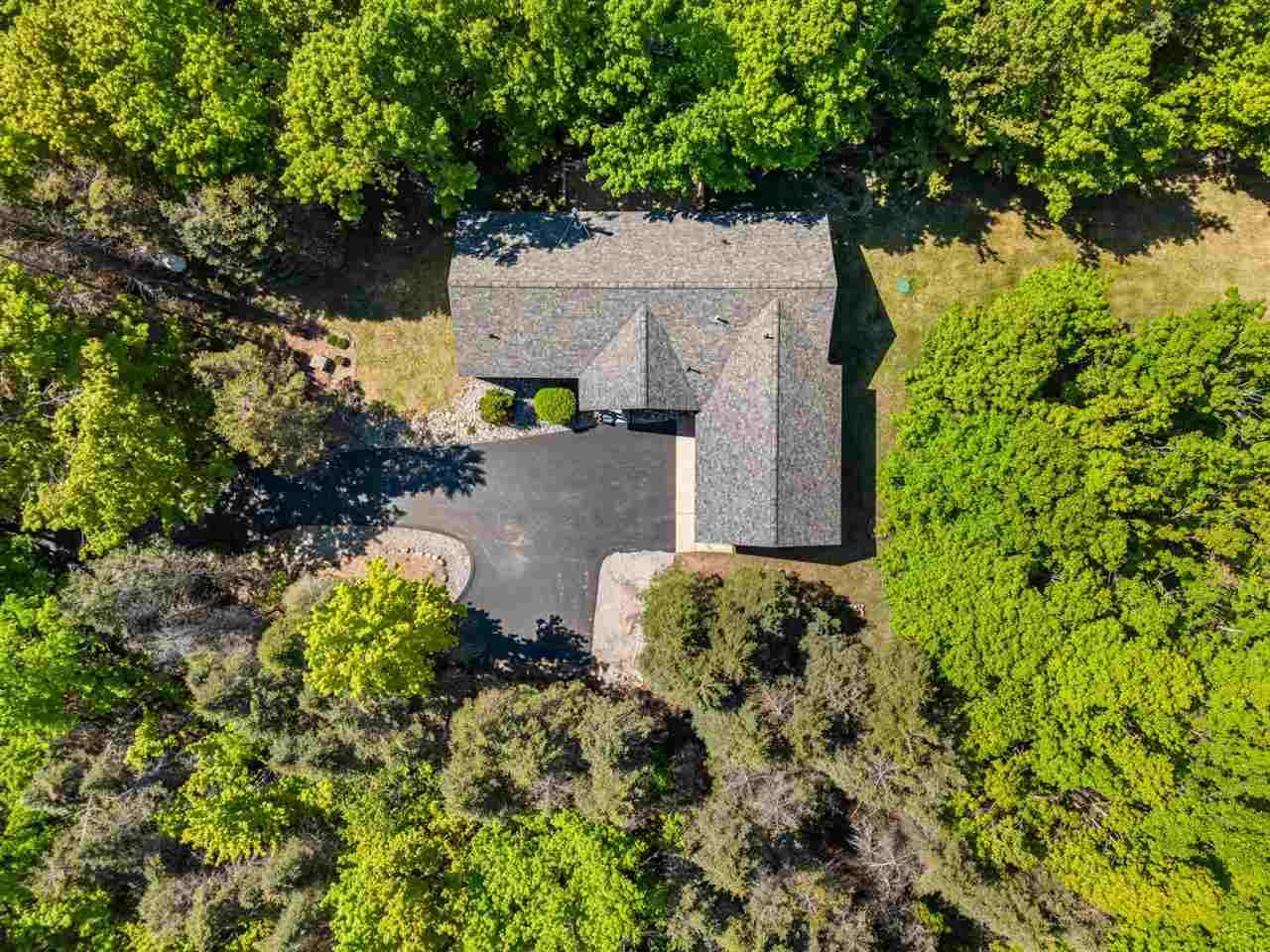 316 Foster's Woods Petoskey MI 49770