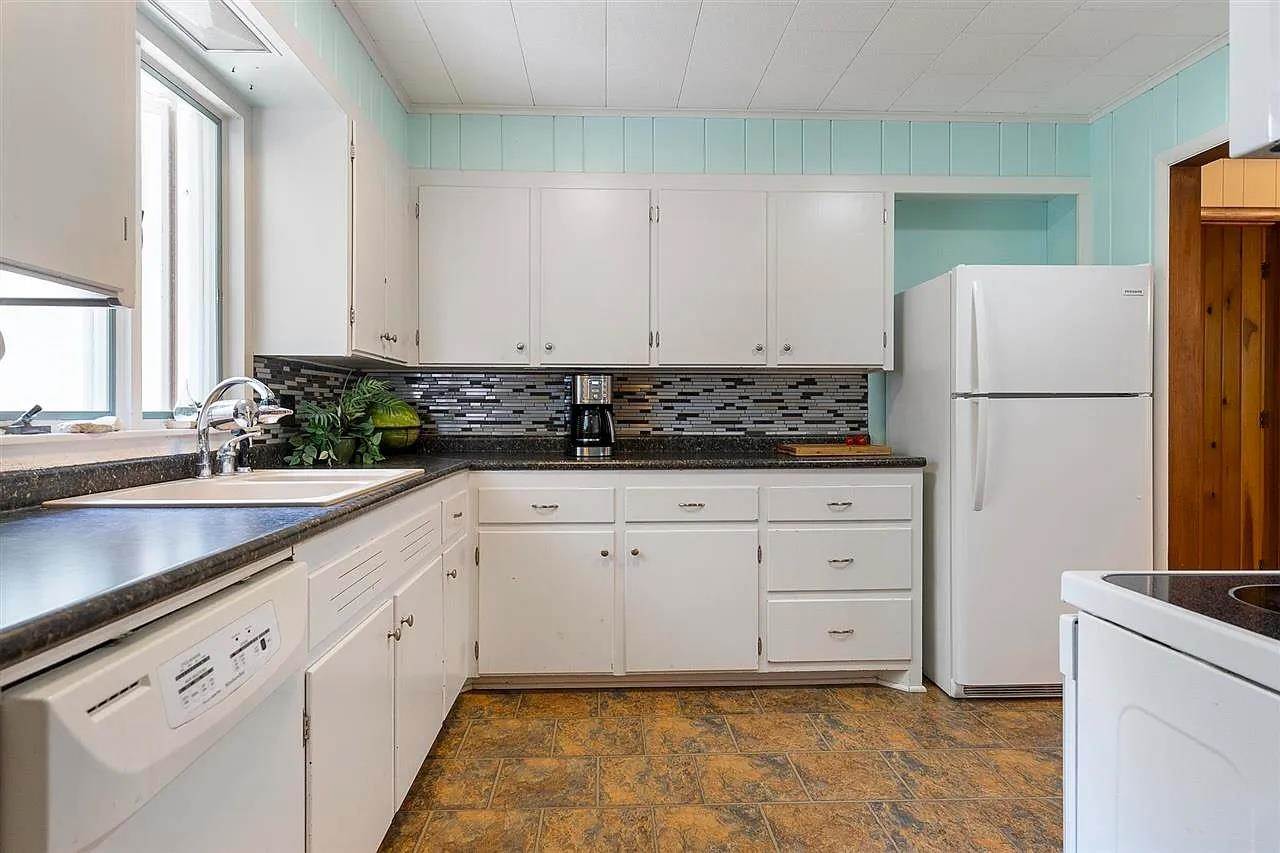 1717 Chippewa Beach Road Indian River MI 49749