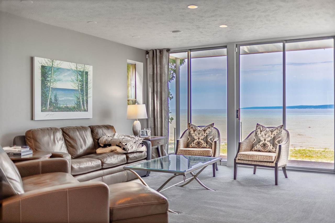 7857 Nine Mile Drive Charlevoix MI 49720