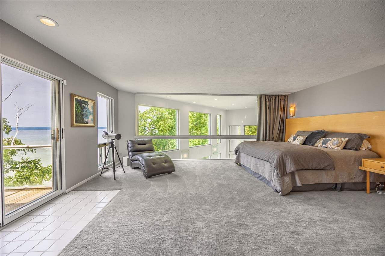 7857 Nine Mile Drive Charlevoix MI 49720