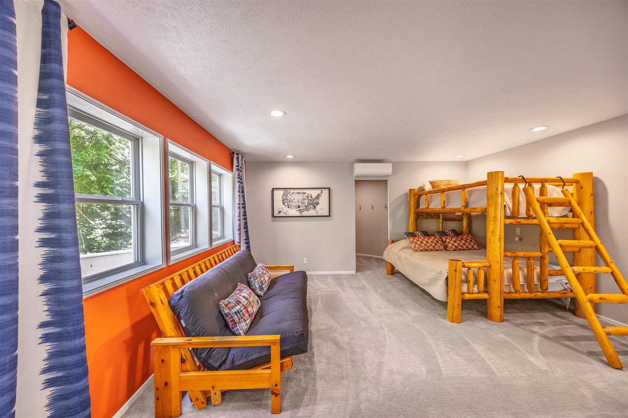 7857 Nine Mile Drive Charlevoix MI 49720