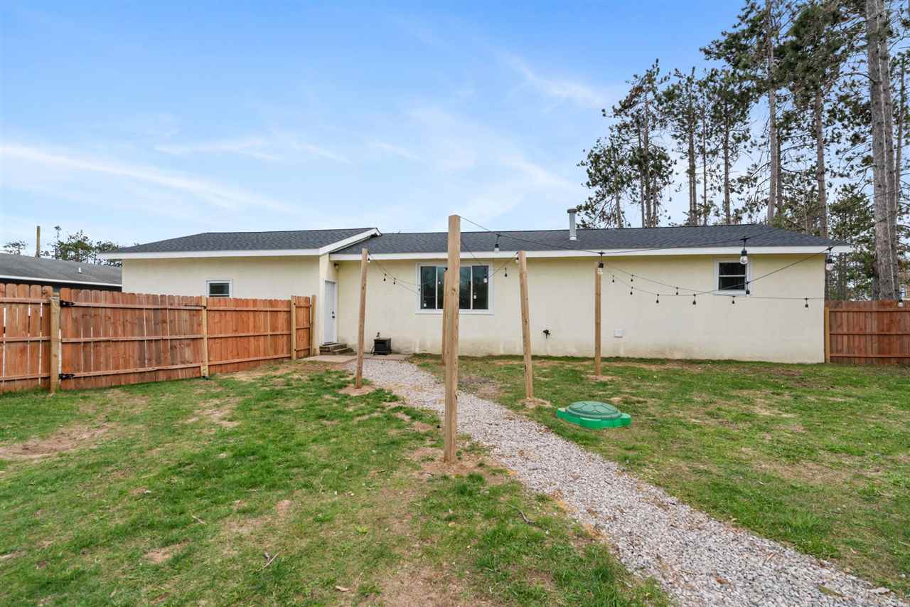 10 Mccoy Road Gaylord MI 49735
