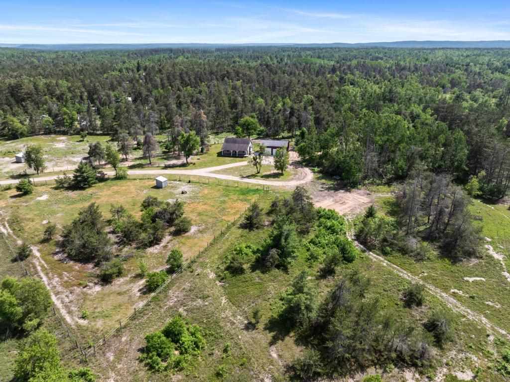 8292 Dudd Road Vanderbilt MI 49795