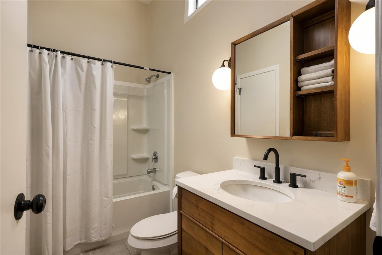 8292 Woodloft Trail Harbor Springs MI 49740