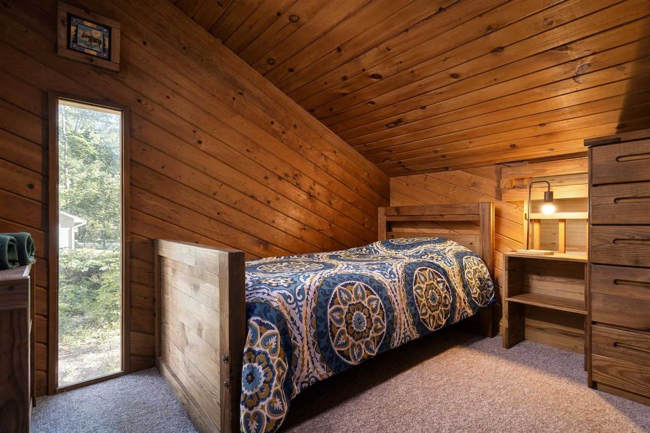 8292 Woodloft Trail Harbor Springs MI 49740