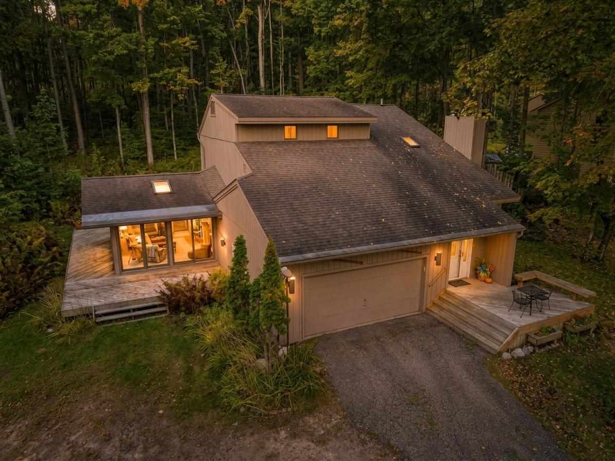8292 Woodloft Trail Harbor Springs MI 49740