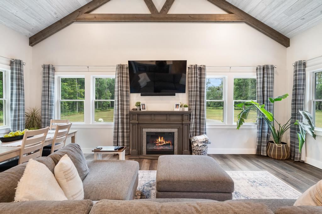 4402 W Stutsmanville Road Harbor Springs MI 49740