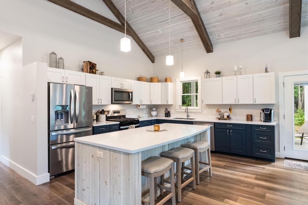 4402 W Stutsmanville Road Harbor Springs MI 49740