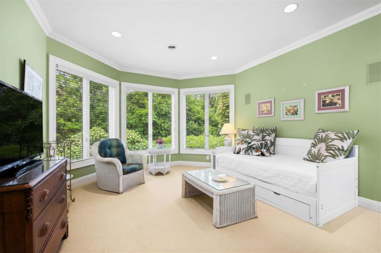 6804 Preserve Drive Bay Harbor MI 49770