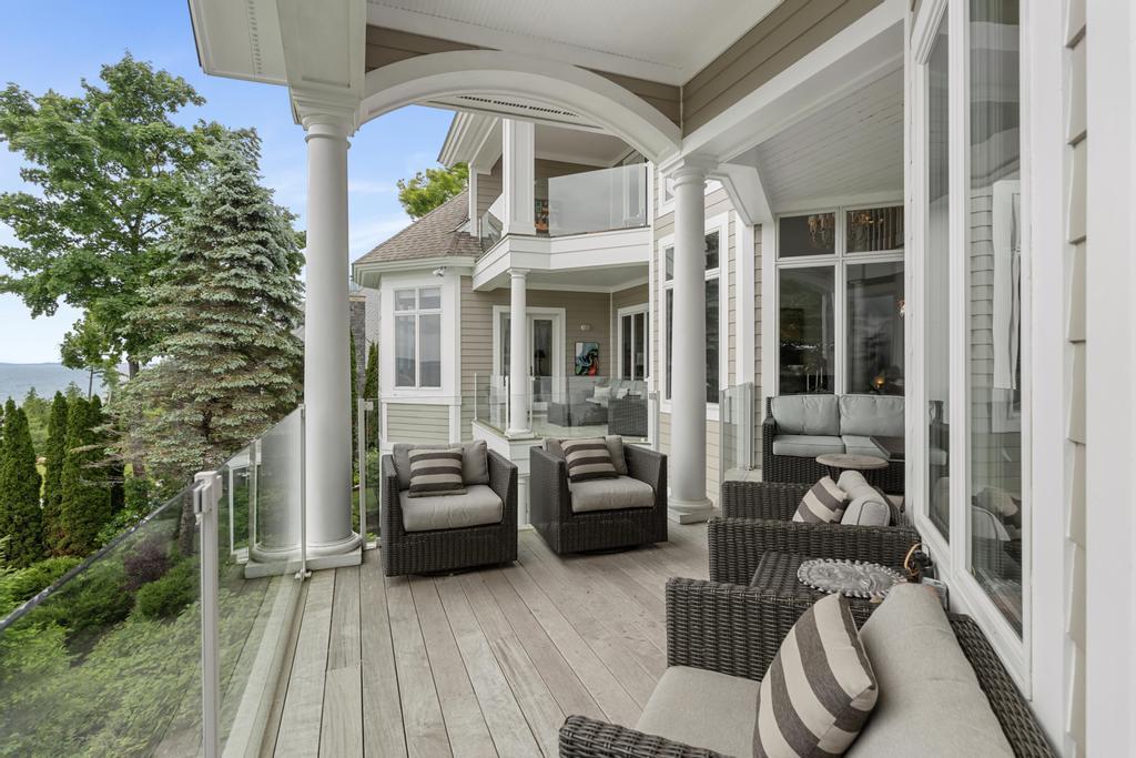 6804 Preserve Drive Bay Harbor MI 49770