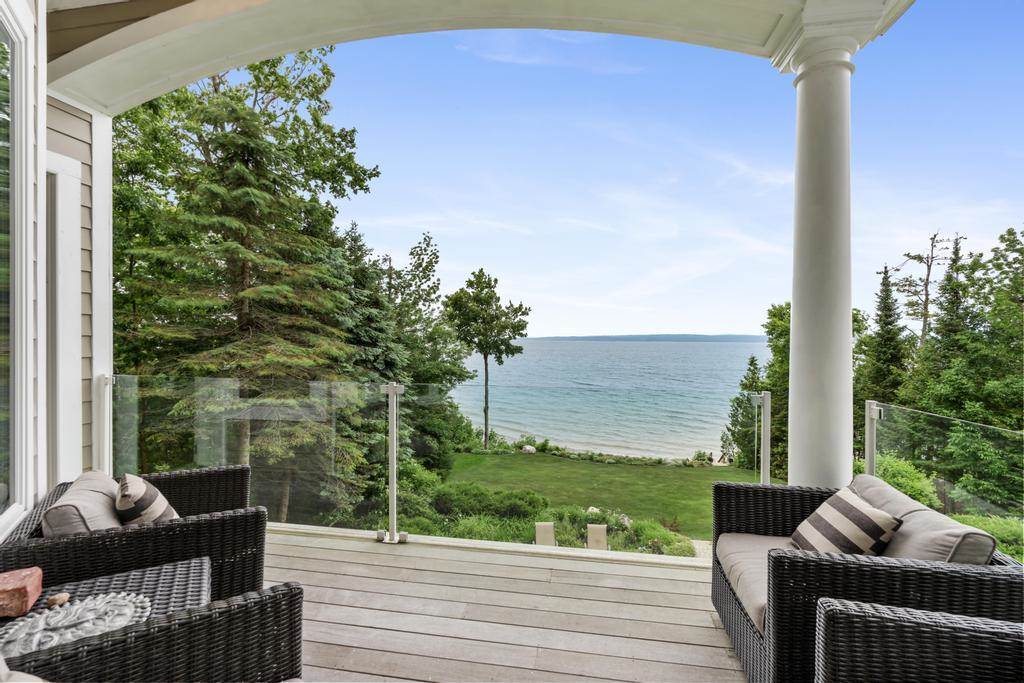 6804 Preserve Drive Bay Harbor MI 49770