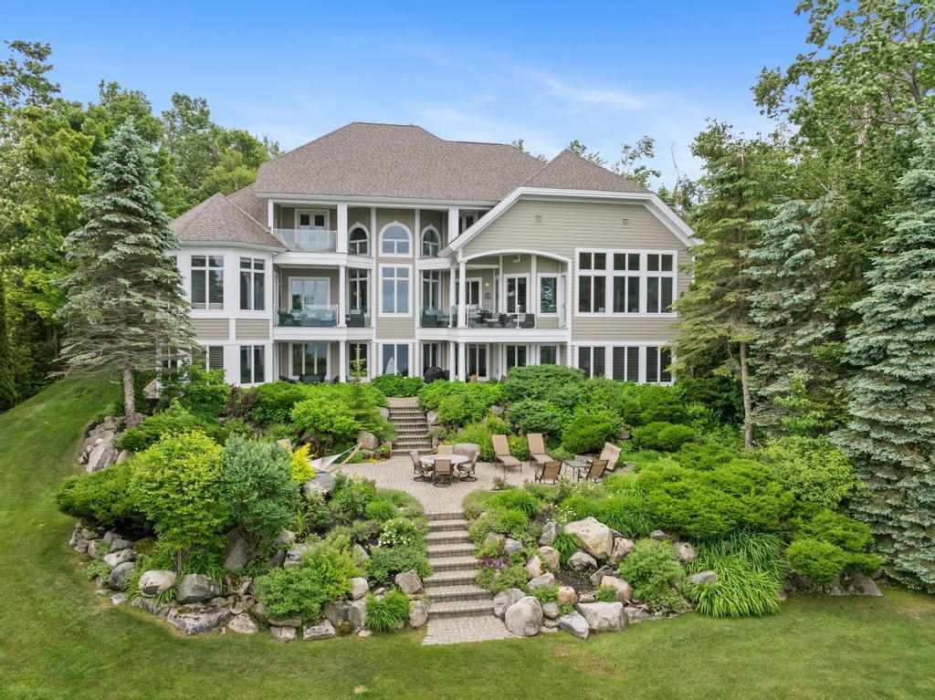 6804 Preserve Drive Bay Harbor MI 49770