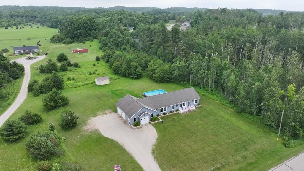 3255 Cemetery Road Petoskey MI 49770