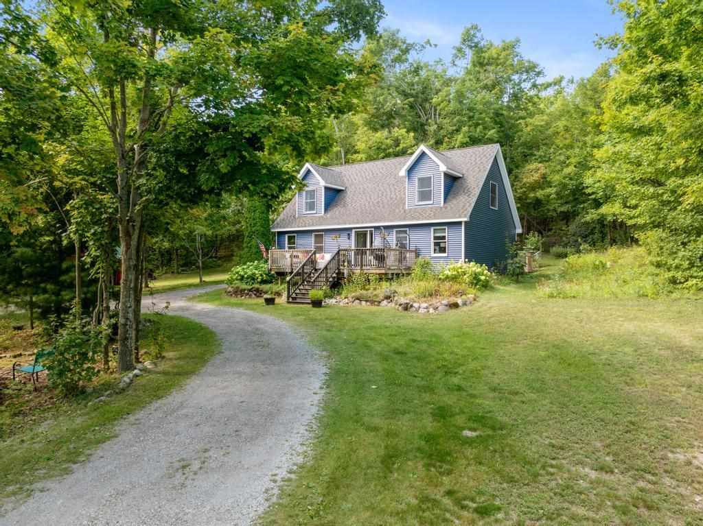 2050 Red School Road Brutus MI 49716