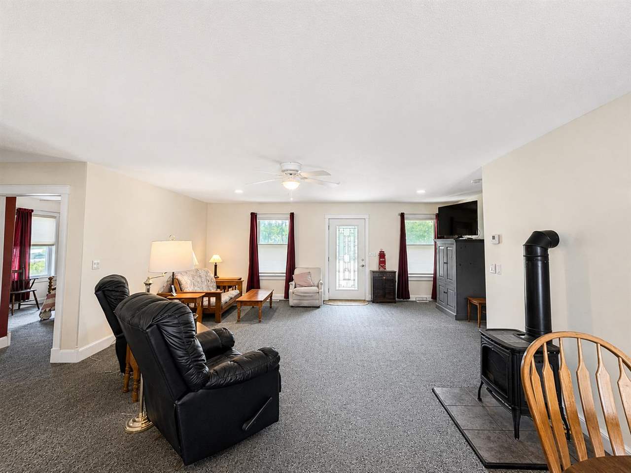 04180 Pops Road Charlevoix MI 49720
