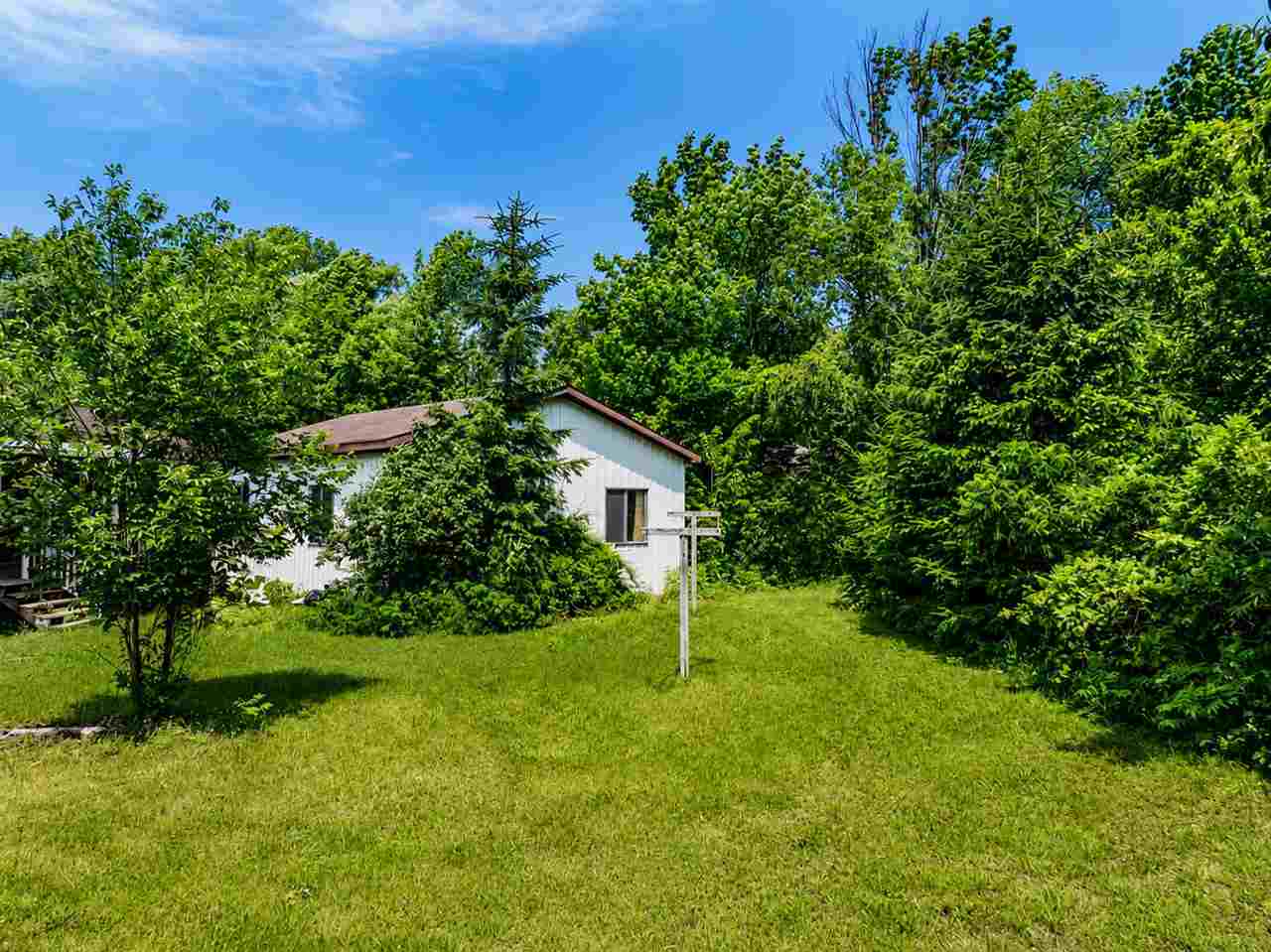 04180 Pops Road Charlevoix MI 49720