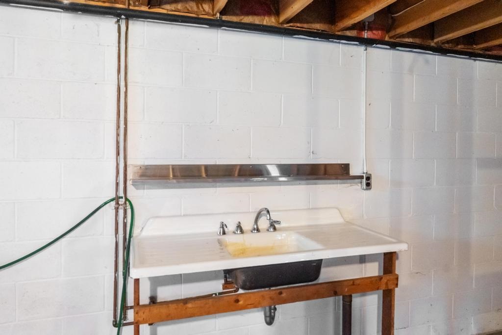 748 7th Street East Jordan MI 49727