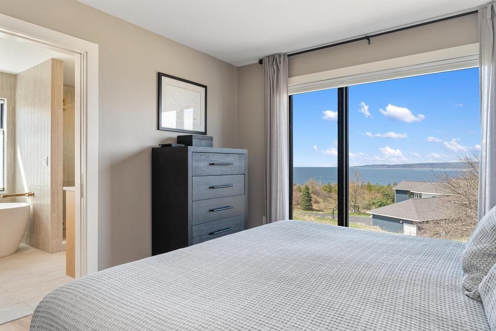914 Country Lane Petoskey MI 49770