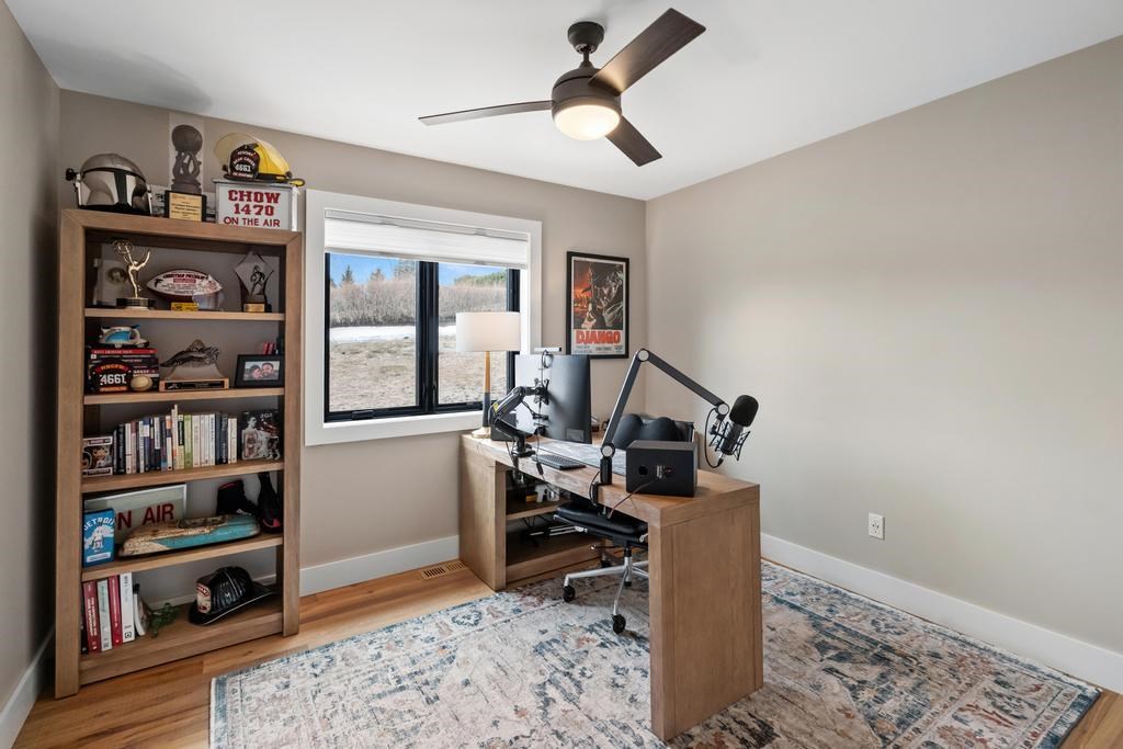 914 Country Lane Petoskey MI 49770