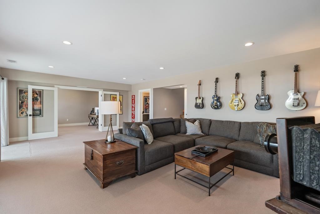 914 Country Lane Petoskey MI 49770