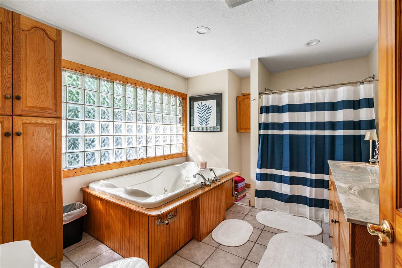 7555 E Mitchell Road Petoskey MI 49770