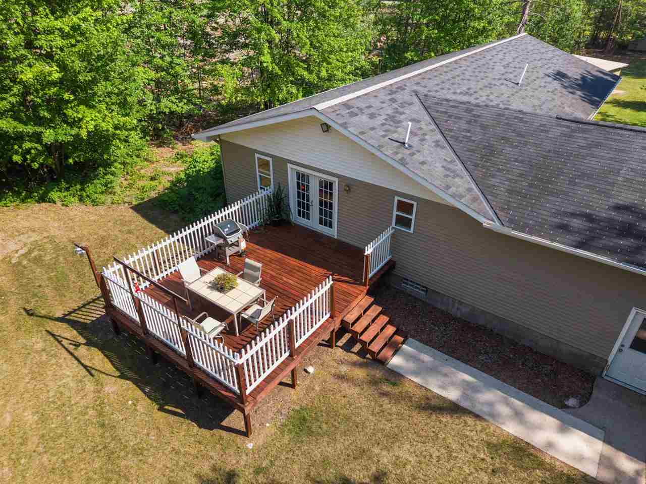 7555 E Mitchell Road Petoskey MI 49770