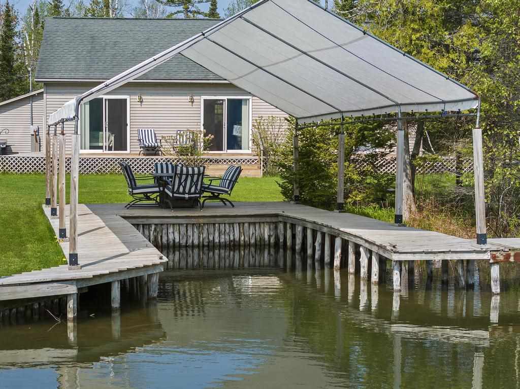 8018 Lake Street Alanson MI 49706