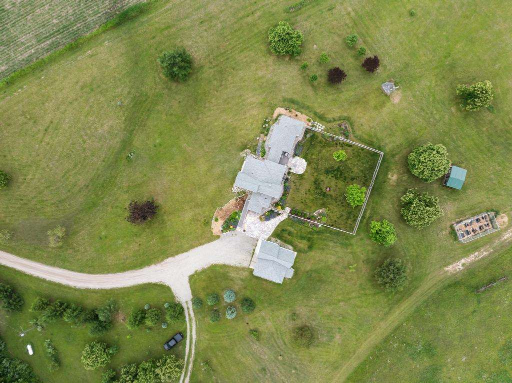 5613 Division Road Harbor Springs MI 49740