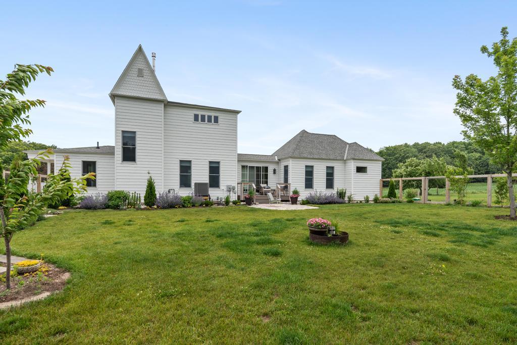 5613 Division Road Harbor Springs MI 49740
