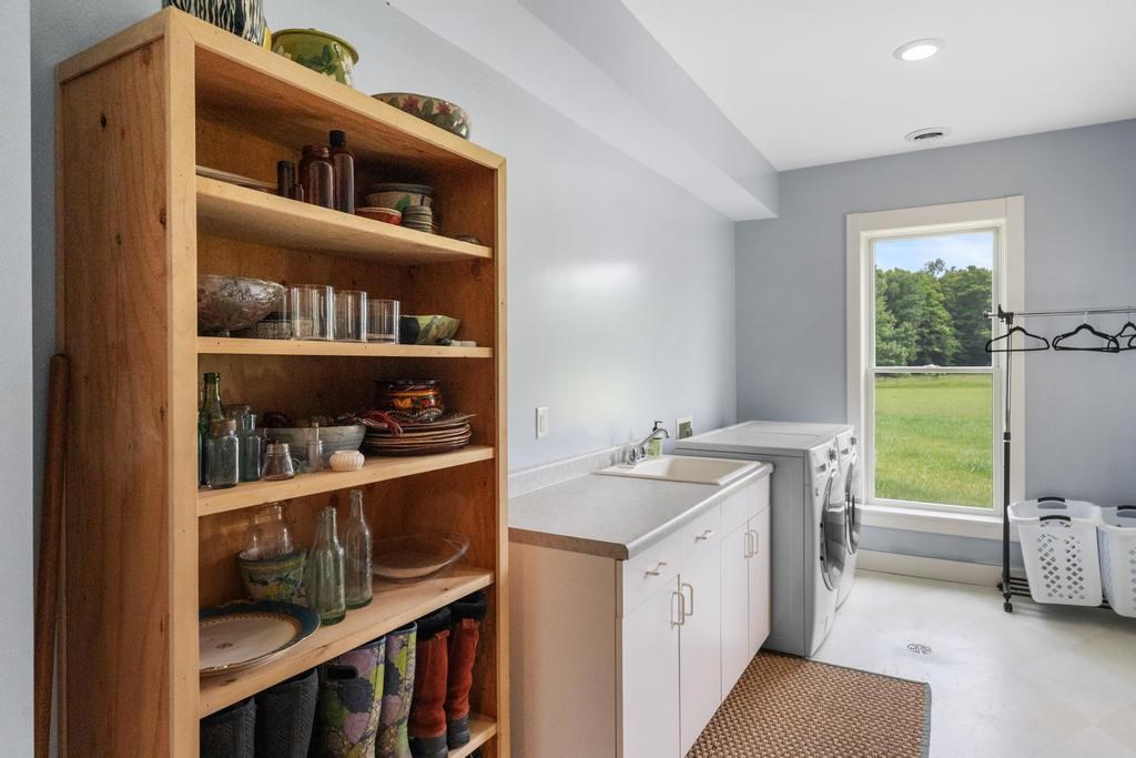 5613 Division Road Harbor Springs MI 49740