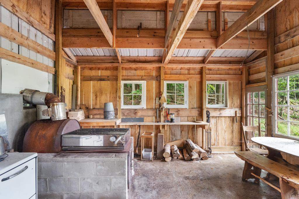 5613 Division Road Harbor Springs MI 49740