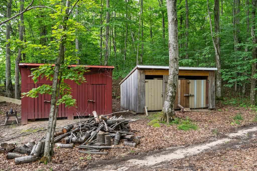 5613 Division Road Harbor Springs MI 49740