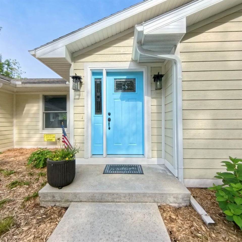 6124 Ridge Road Oscoda MI 48750