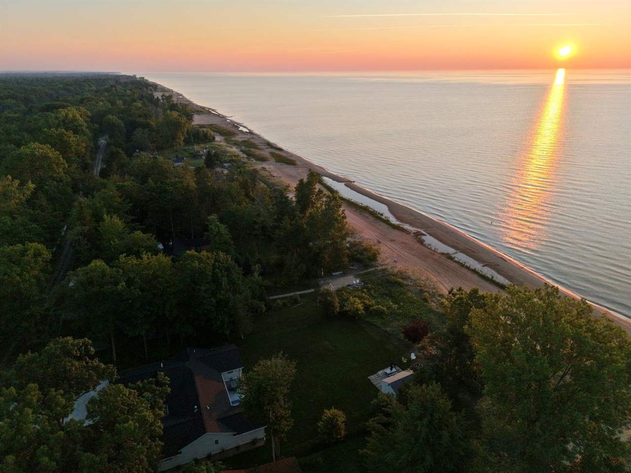 6124 Ridge Road Oscoda MI 48750