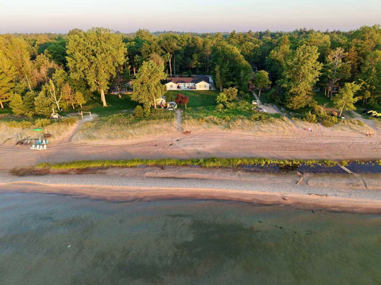 6124 Ridge Road Oscoda MI 48750