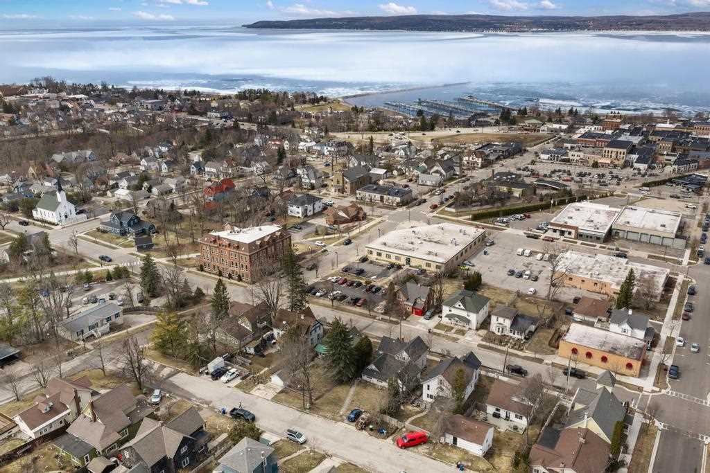 312 Grove Street Petoskey MI 49770