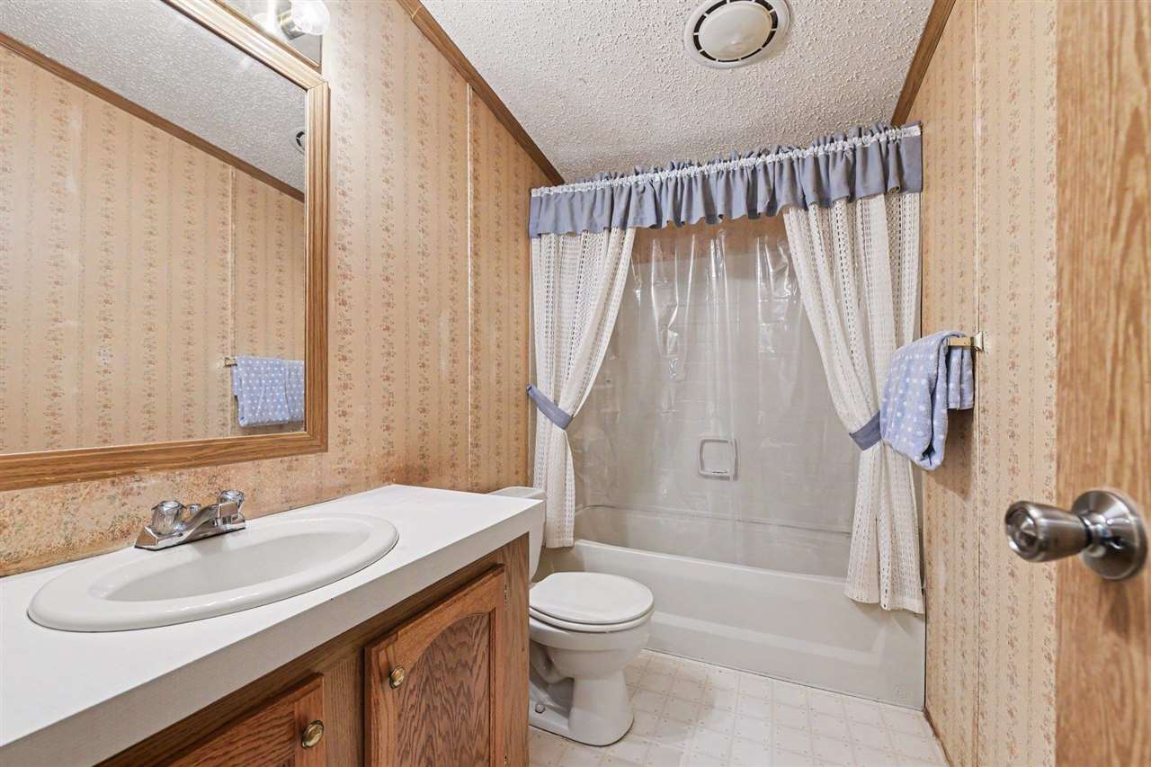 9080 Cedarhurst Drive Cheboygan MI 49721