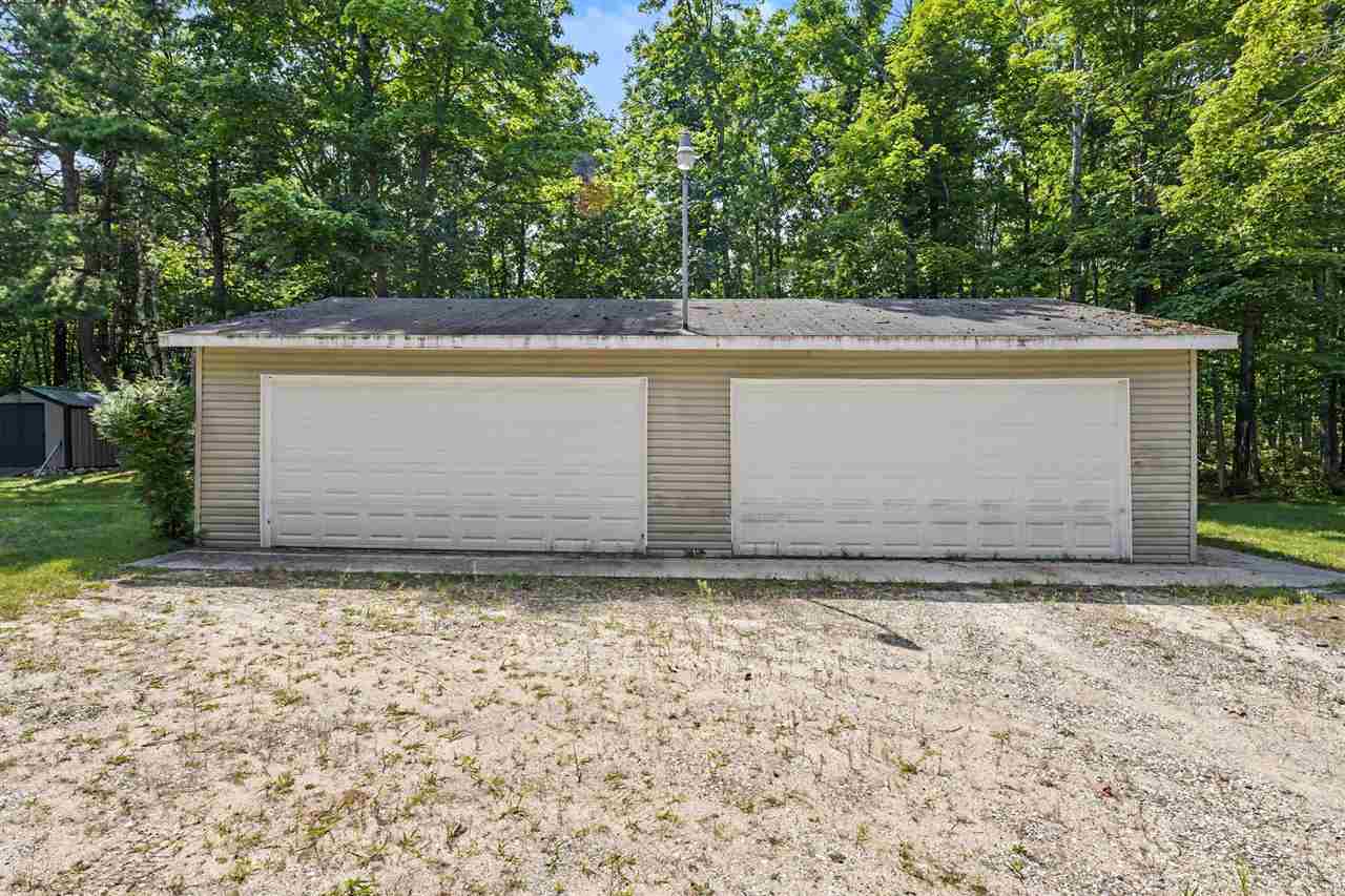 9080 Cedarhurst Drive Cheboygan MI 49721