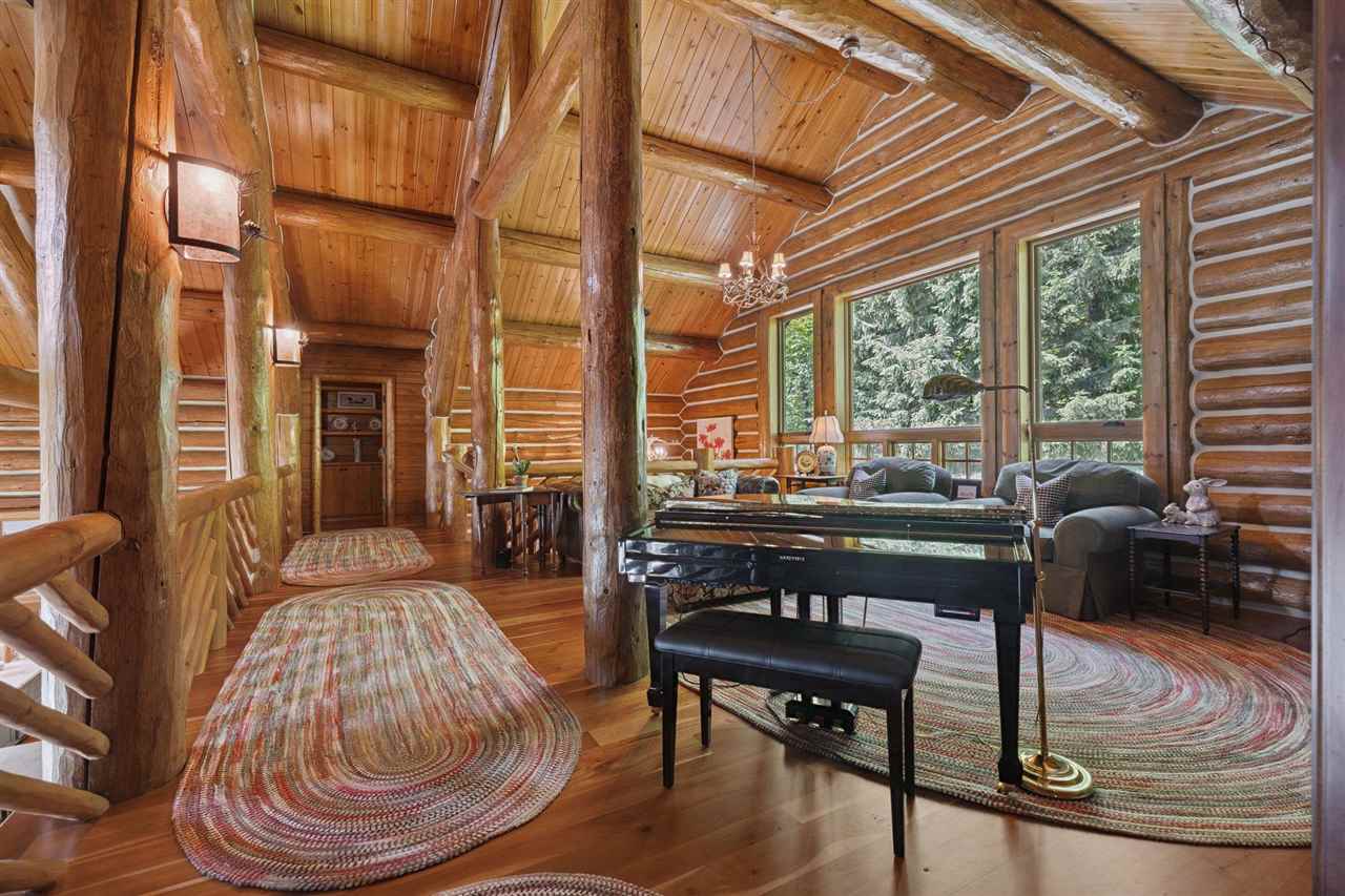 6166 Lake Grove Road Petoskey MI 49770