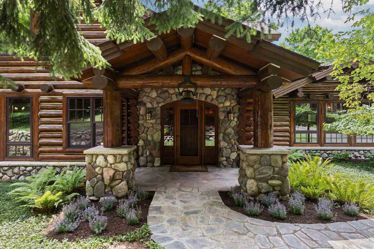 6166 Lake Grove Road Petoskey MI 49770